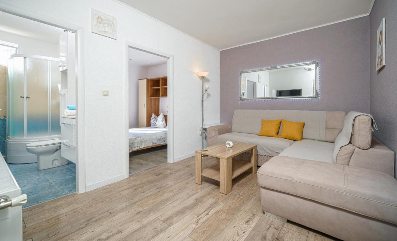Apartmani Gabriella Vodice Exteriér fotografie